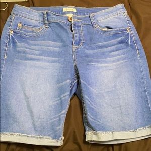 Bermuda Jean Shorts